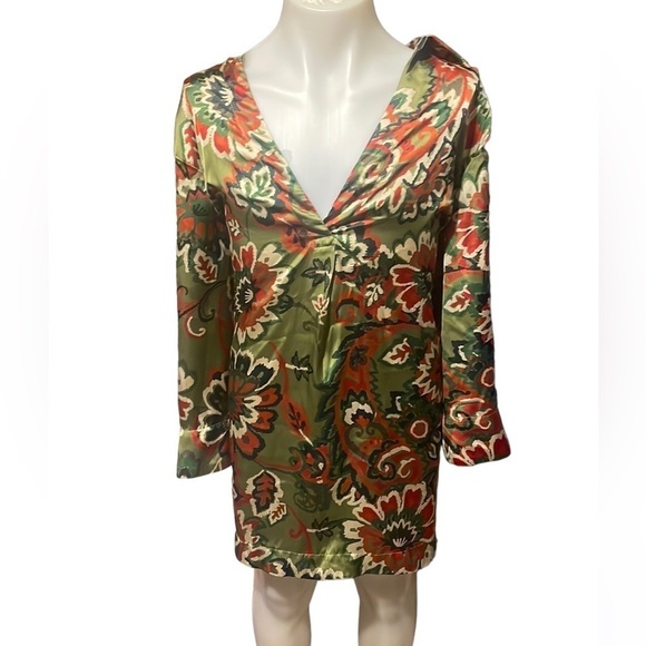 𝅺ZARA Satin Large Pull Over‎ - Picture 1 of 9